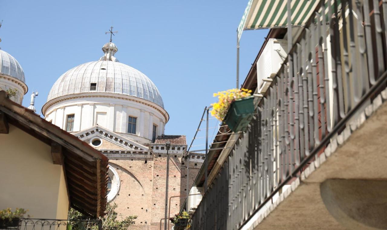 Welc-Om Santa Giustina Apartment بادوفا المظهر الخارجي الصورة